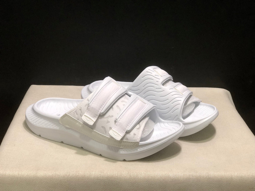 WTAPS x  HOKA ONE ONE ORA Luxe