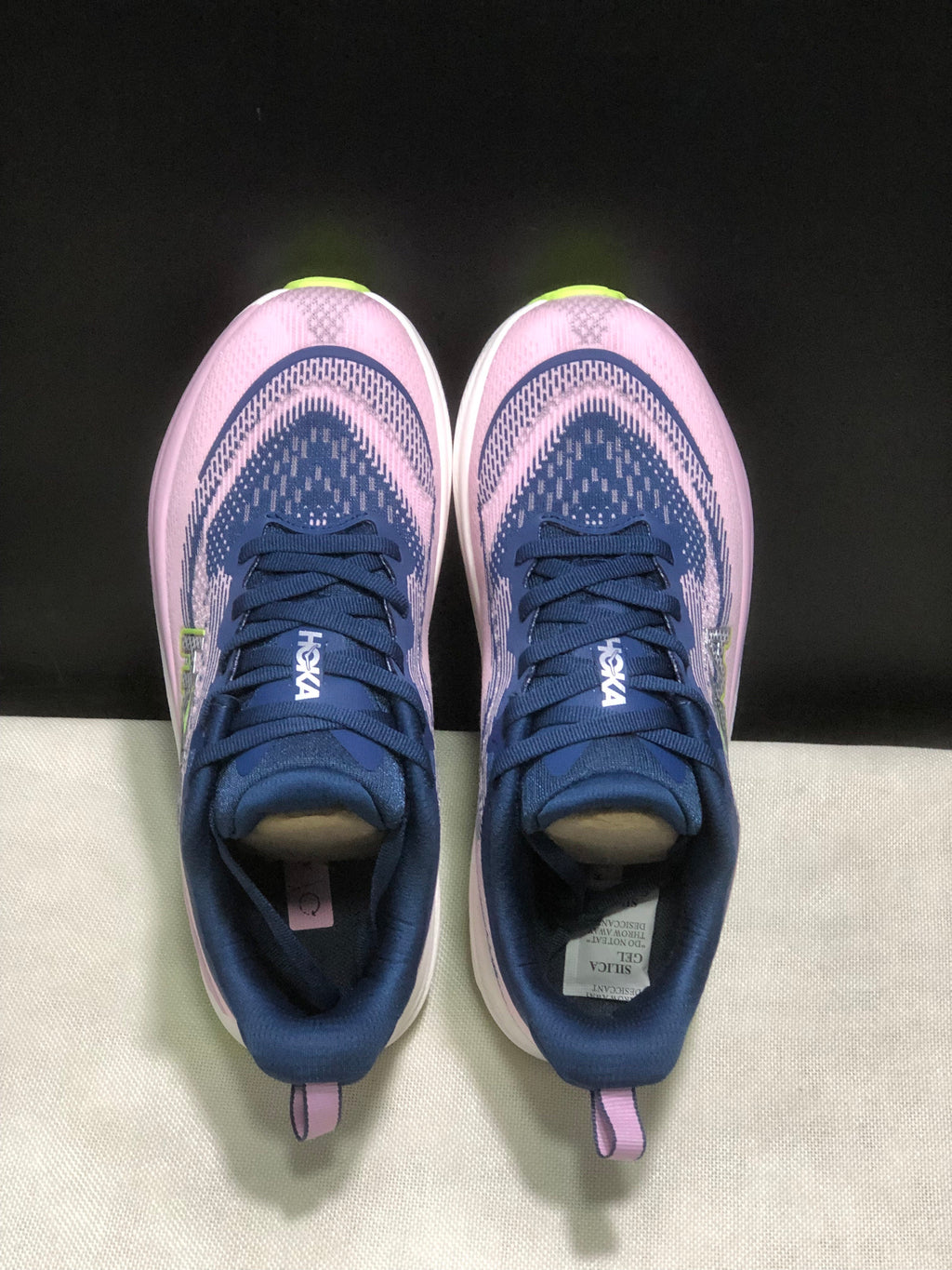 HOKA ONE ONE SKYFLOW