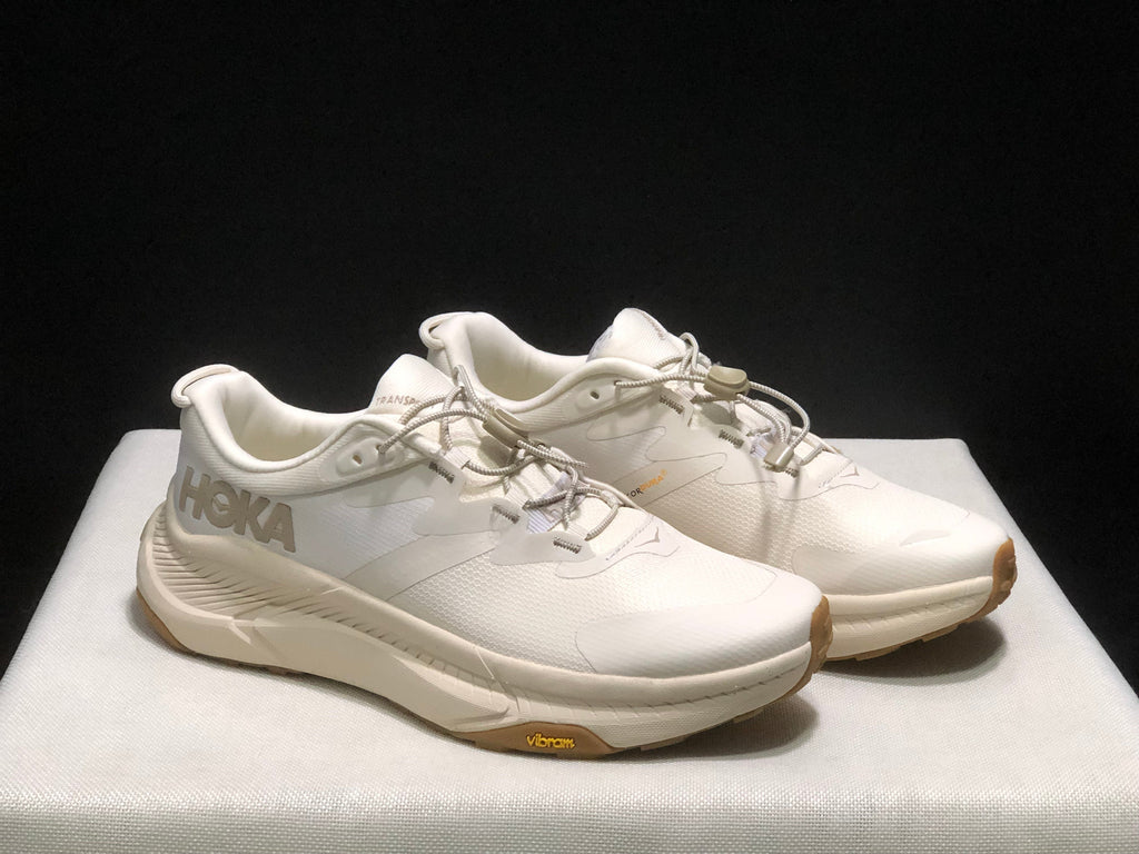 HOKA ONE ONE SKYFLOW