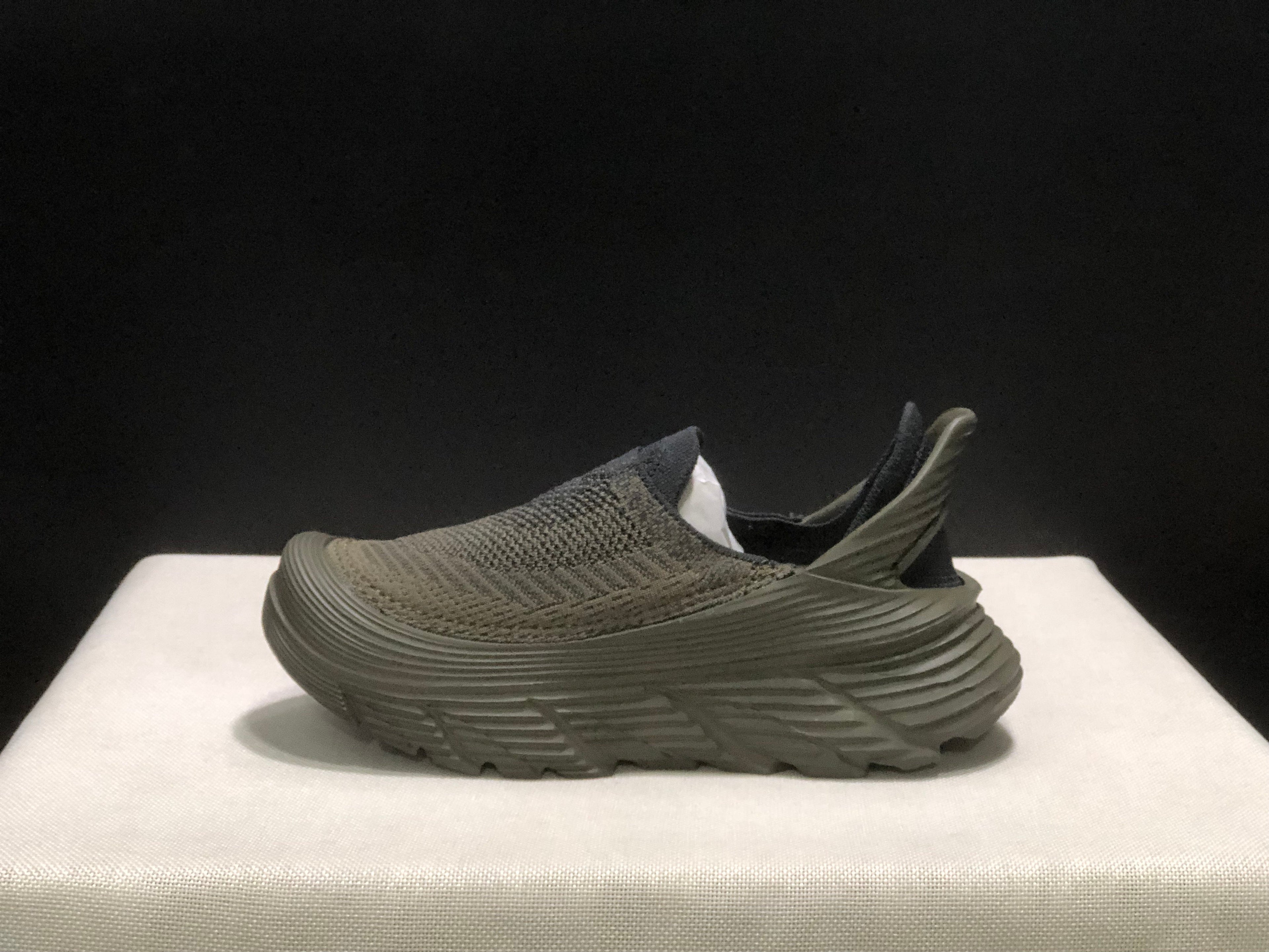 HOKA ONE ONE Restore TC