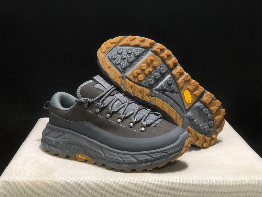 HOKA ONE ONE Tor Summit