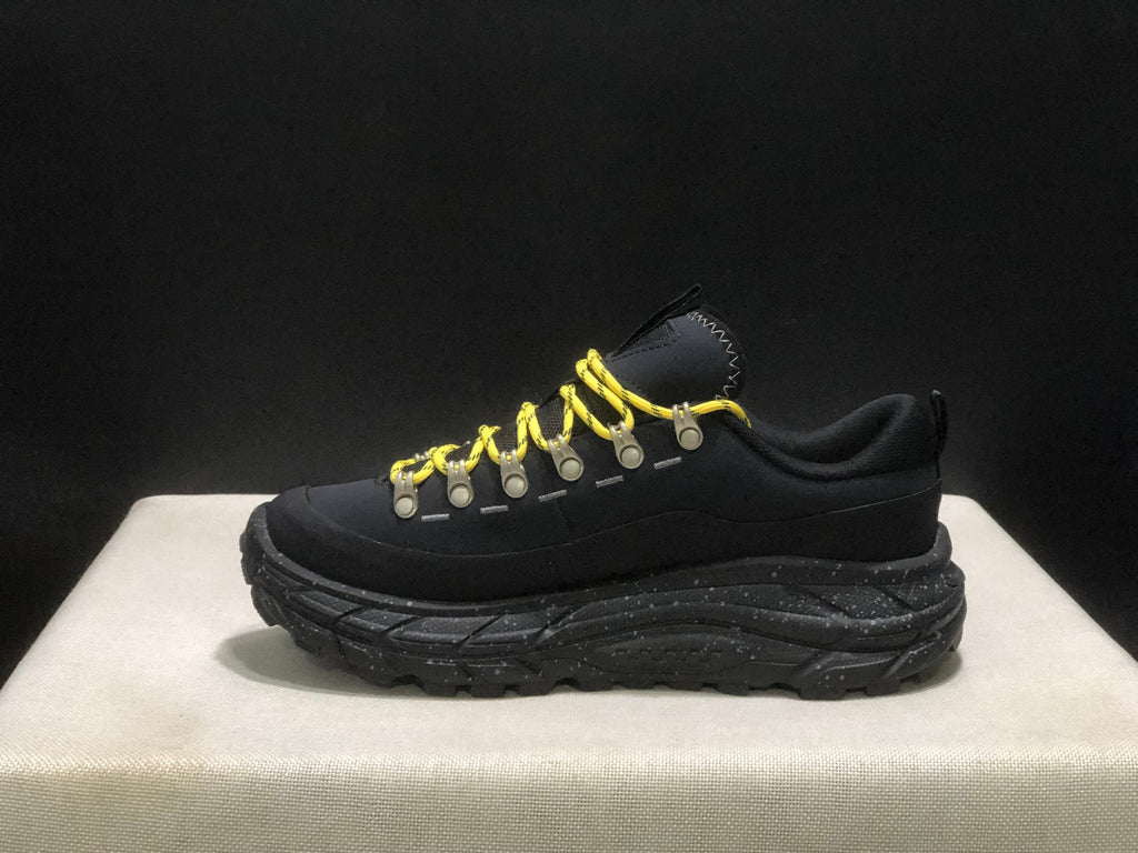 HOKA ONE ONE Tor Summit