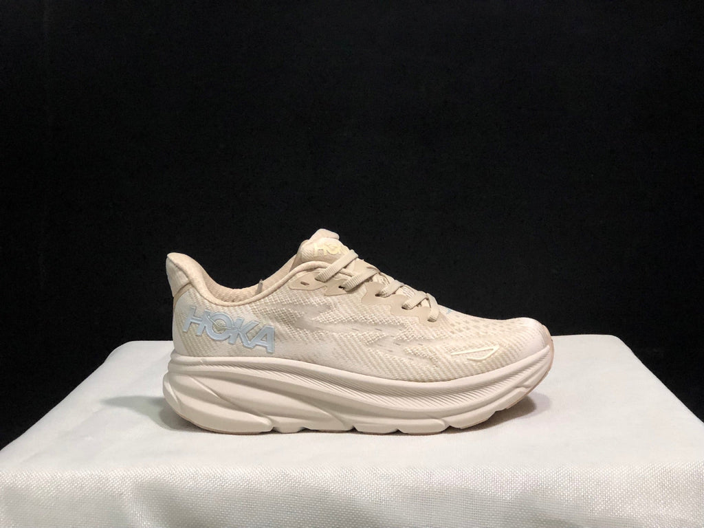 HOKA ONE ONE Clifton 9