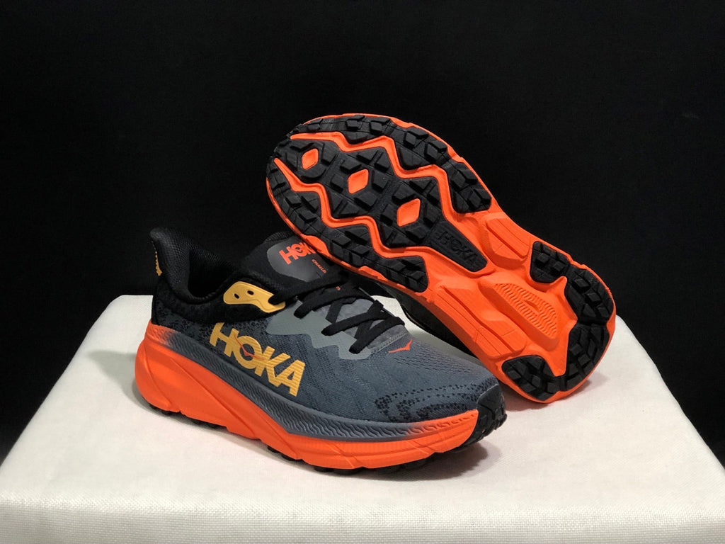 HOKA ONE ONE Challenger 7