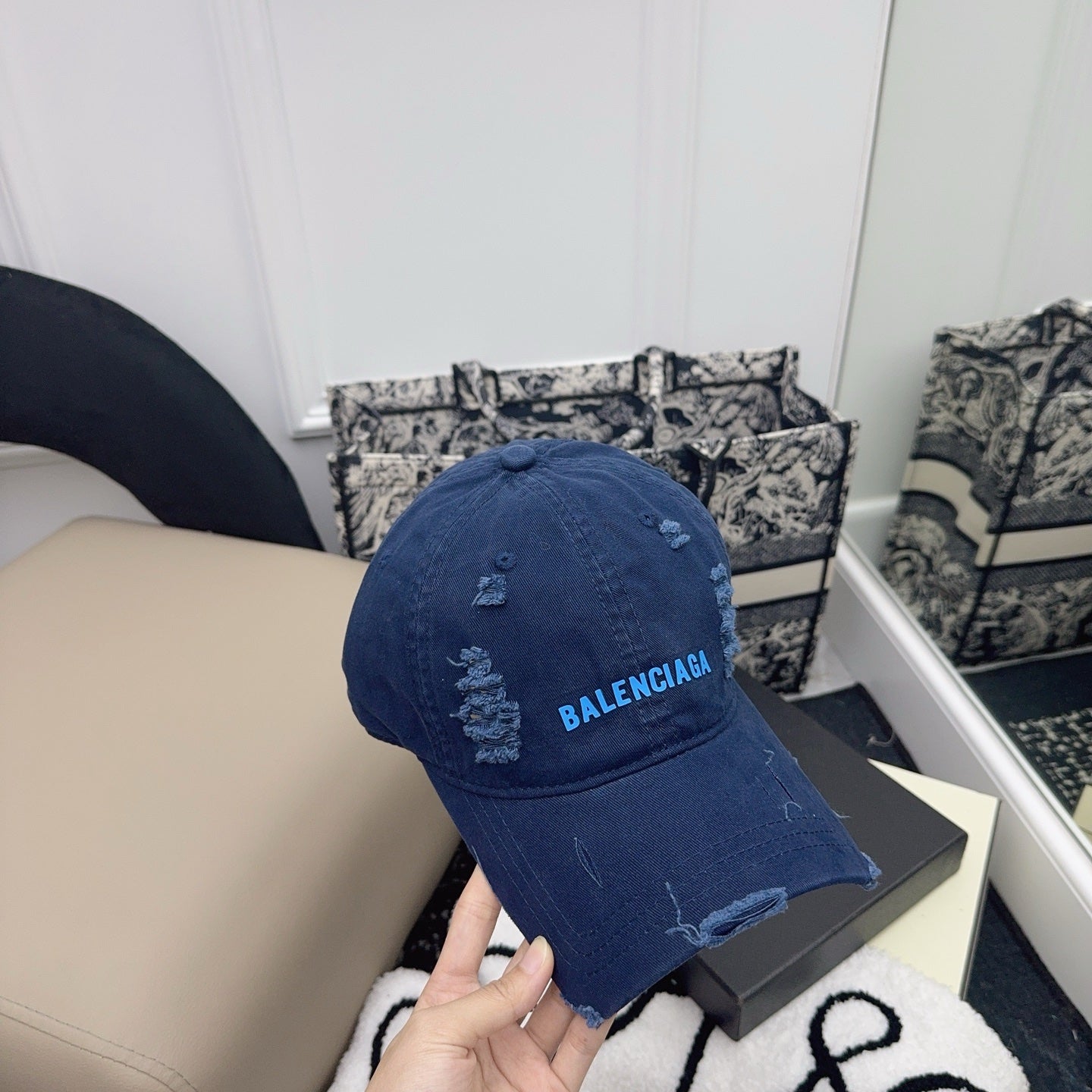 Balenciaga  Baseball Cap