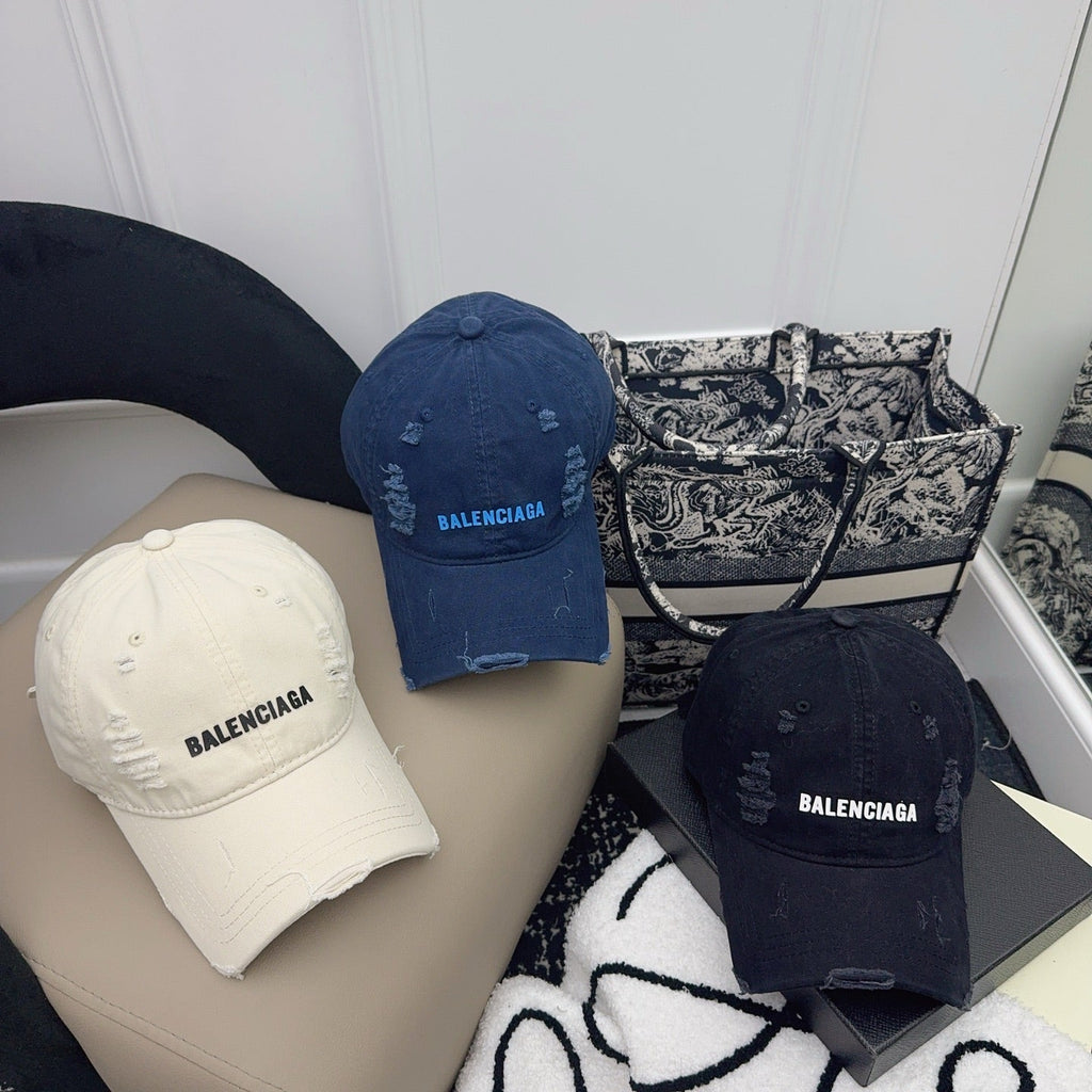 Balenciaga  Baseball Cap