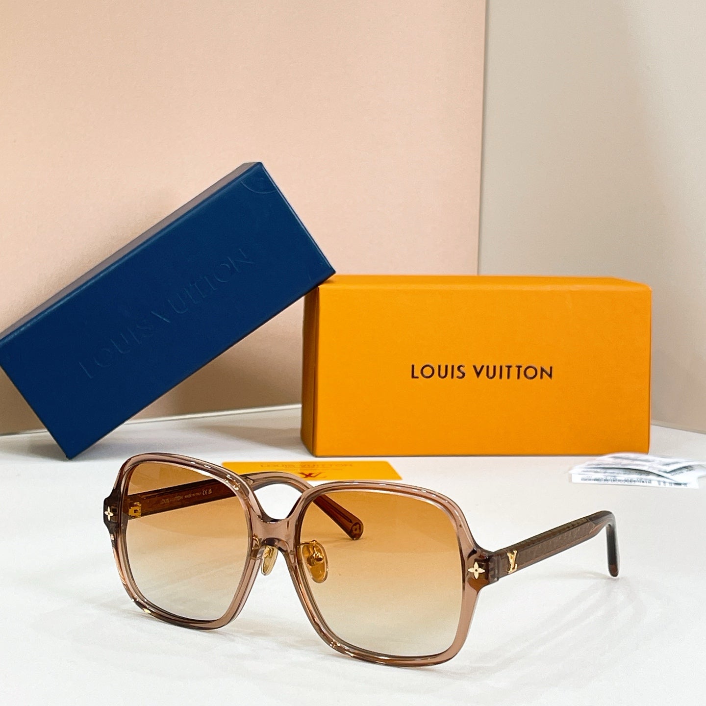 Louis Vuitton Sunglasses-Z3044E