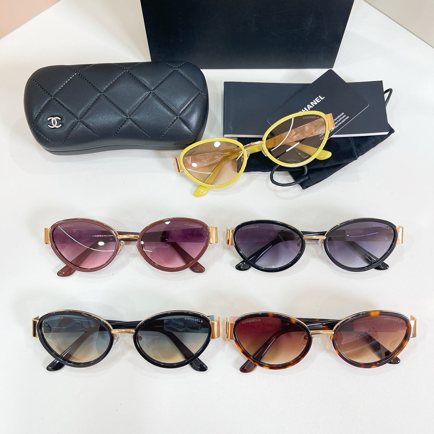 CHANEL Sunglasses-A72090