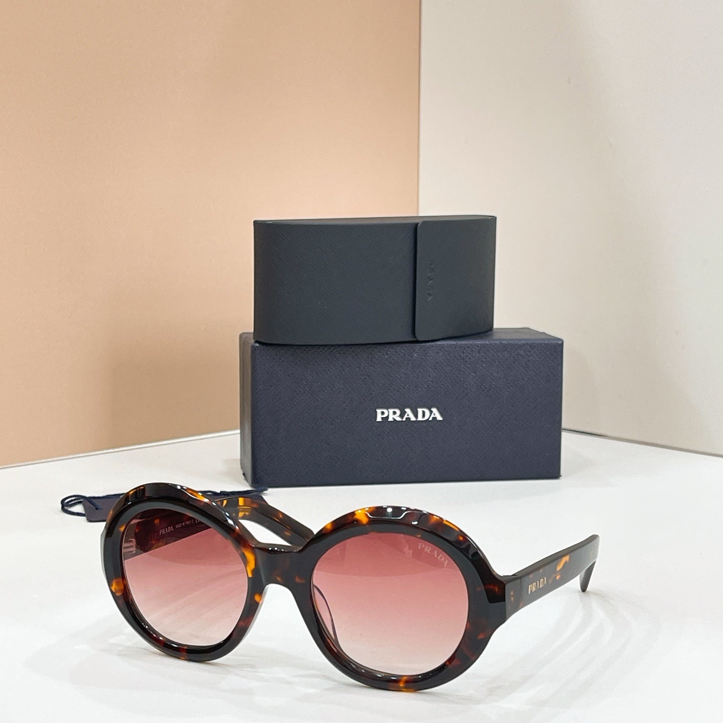 PRADA Sunglasses-PR D08SU