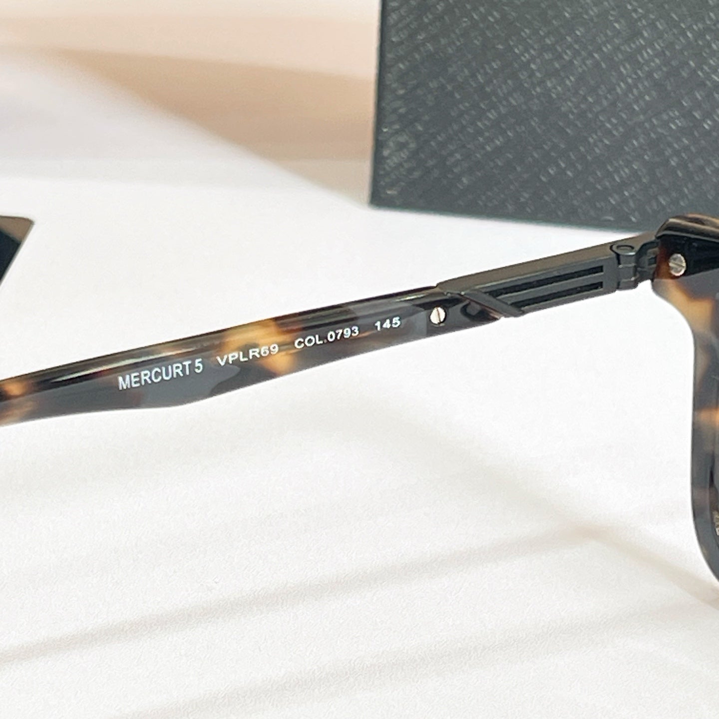POLICE Eyeglasses VPLR69