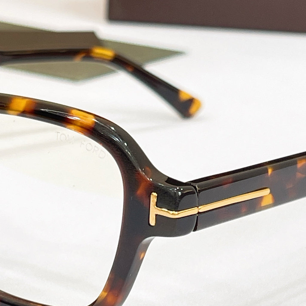 TOM FORD Eyeglasses FT6123