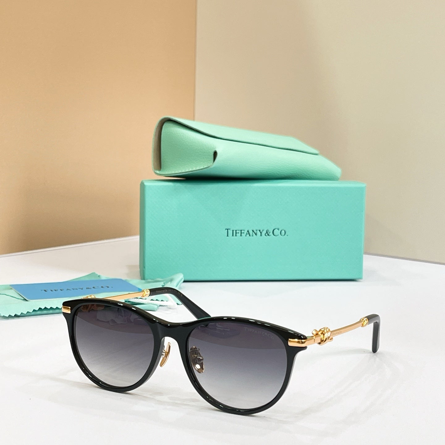 TIFFANY & CO. Sunglasses OTF2279D
