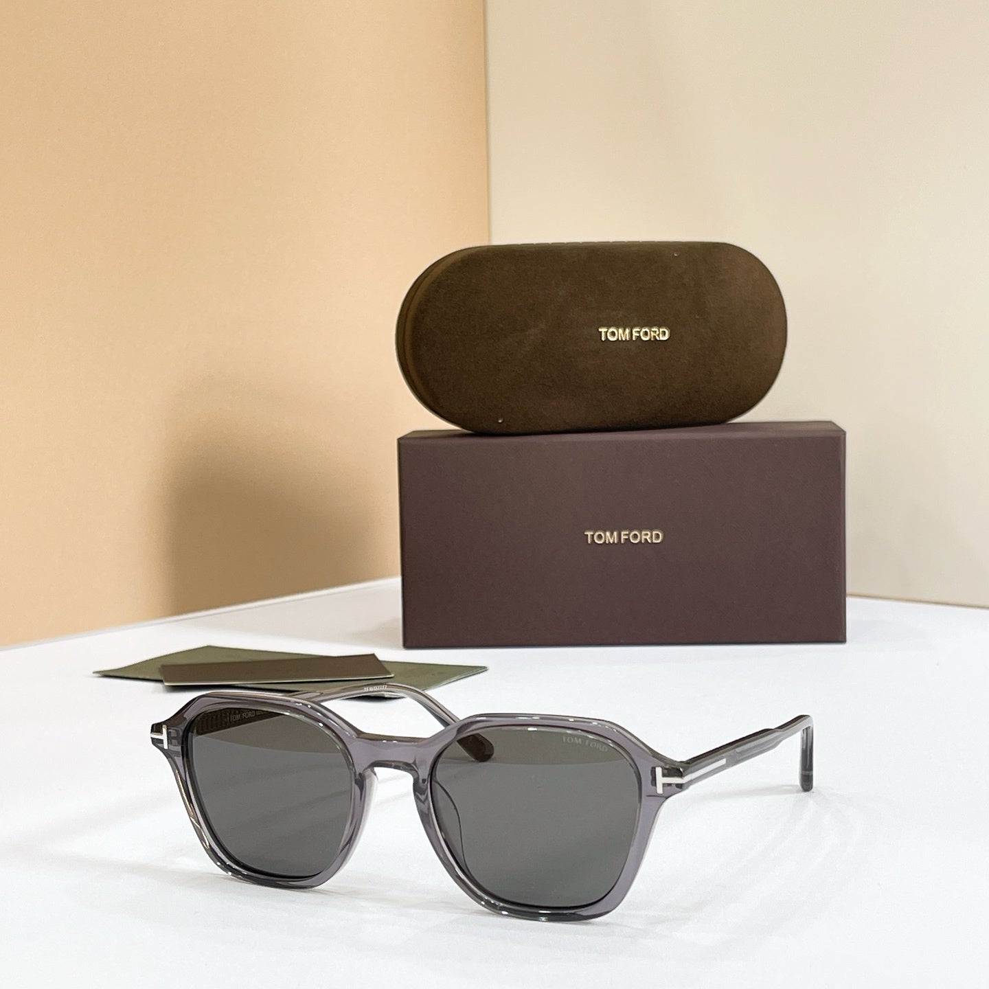 TOM FORD Sunglasses TF6101-D-B